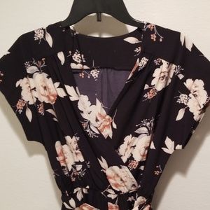 NWOT Black floral jumper.